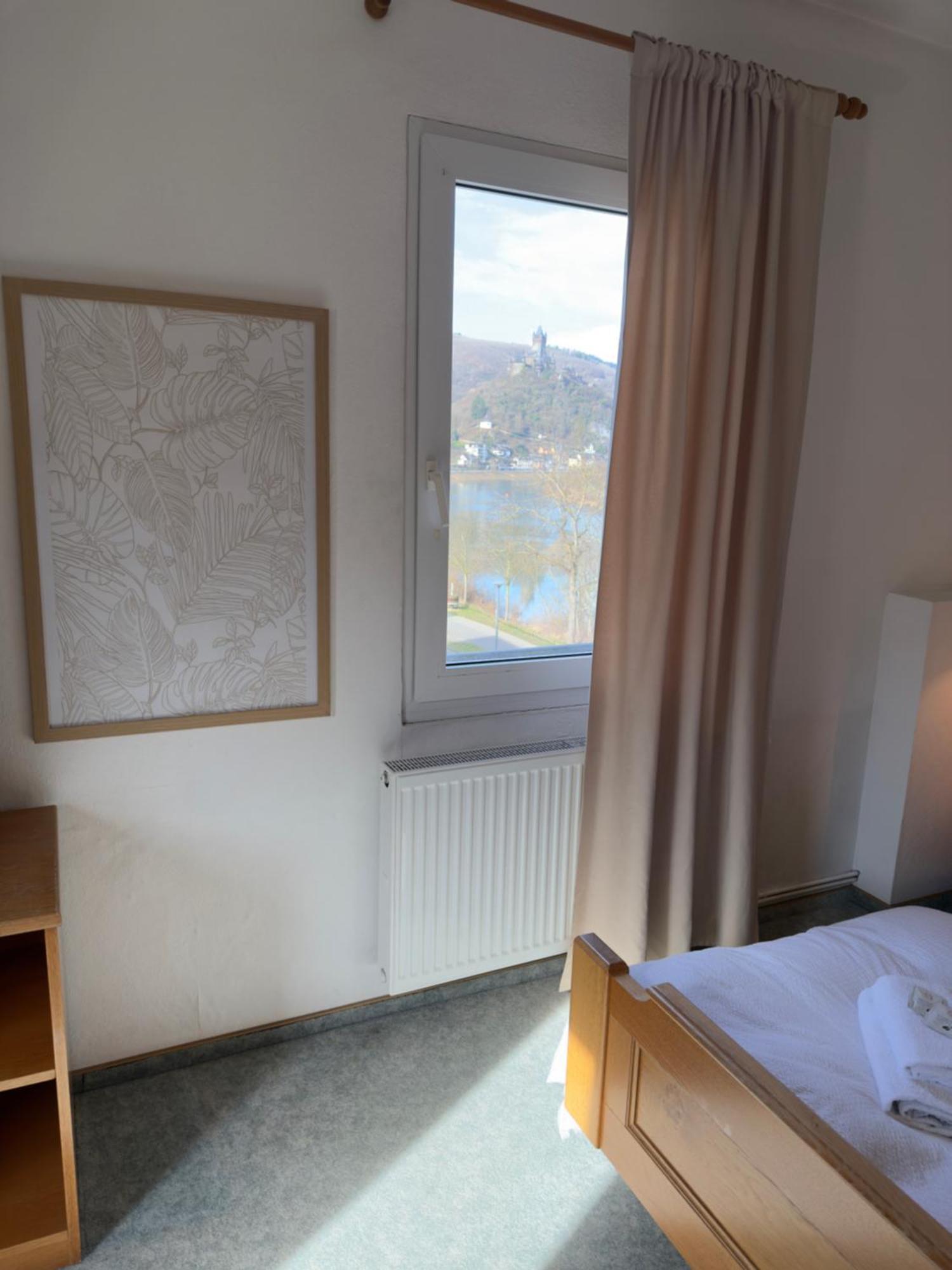 Hotel "Zur Schoenen Aussicht" Cochem Exterior foto